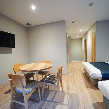 Hotel S-Presso East Osaka Bagian luar foto