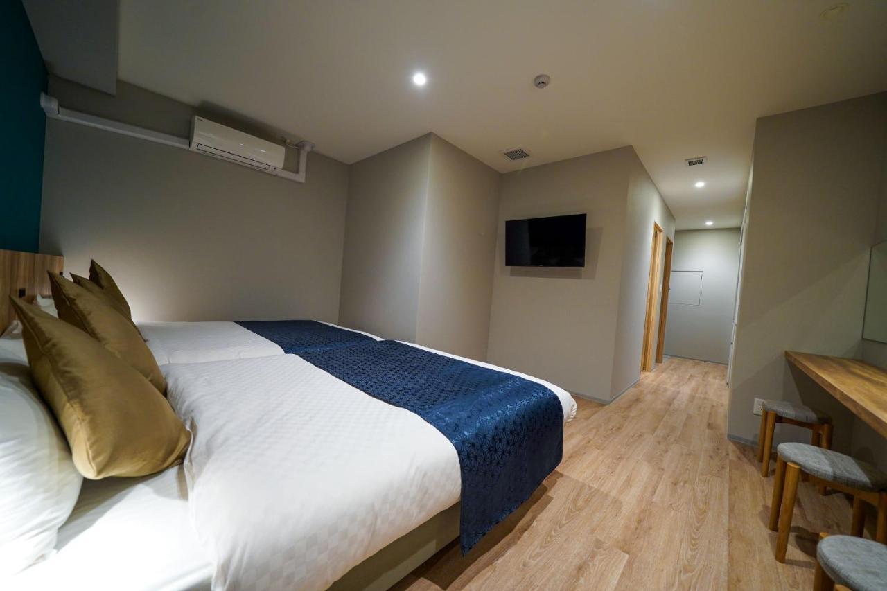 Hotel S-Presso East Osaka Bagian luar foto